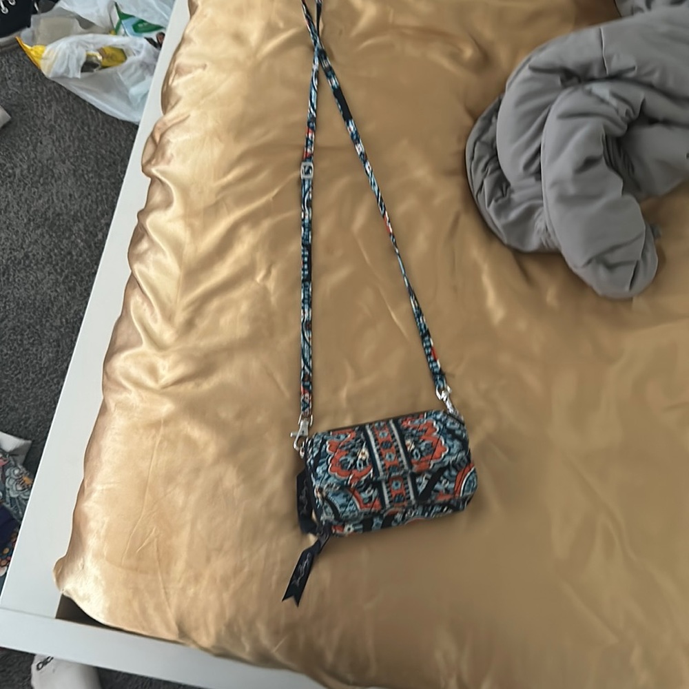 Vera Bradley crossbody purse